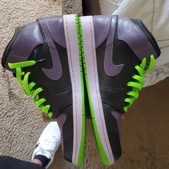 COPY - Jordan 1 mid "Joker" - Picture 3 of 5